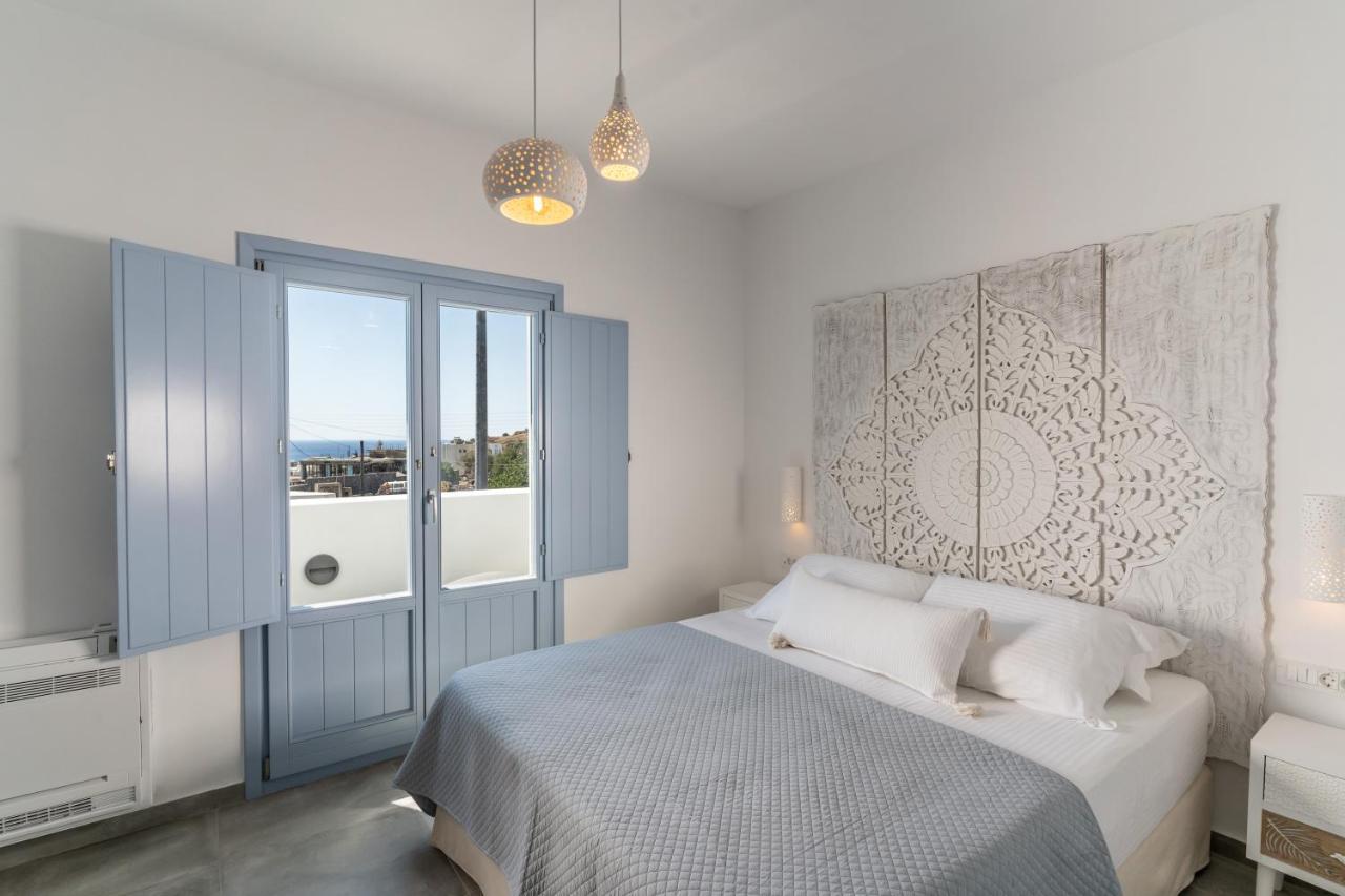 Santorossa Luxury Villas Emporio  外观 照片