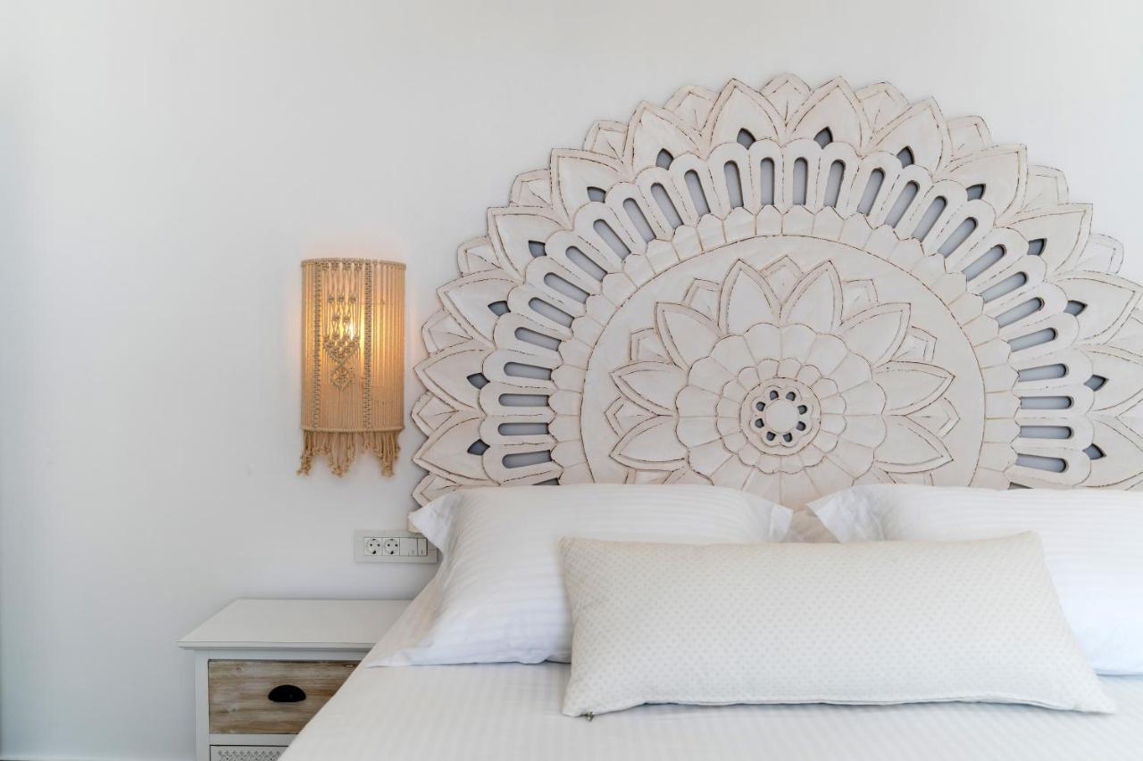 Santorossa Luxury Villas Emporio  外观 照片