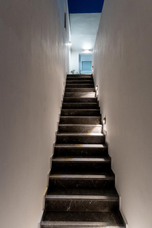 Santorossa Luxury Villas Emporio  外观 照片